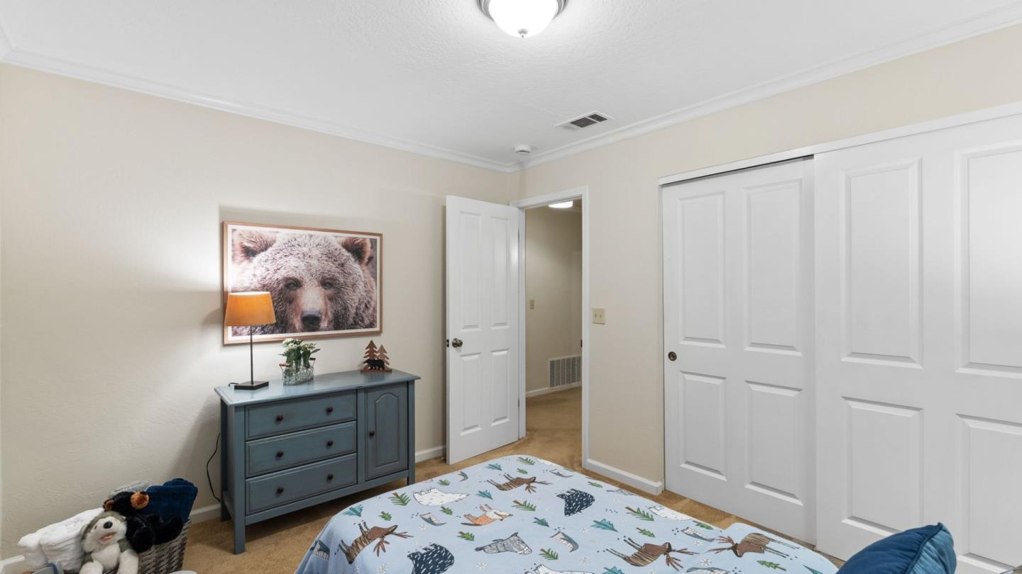 Detail Gallery Image 19 of 24 For 8062 Peppertree Rd, Dublin,  CA 94568 - 4 Beds | 2 Baths