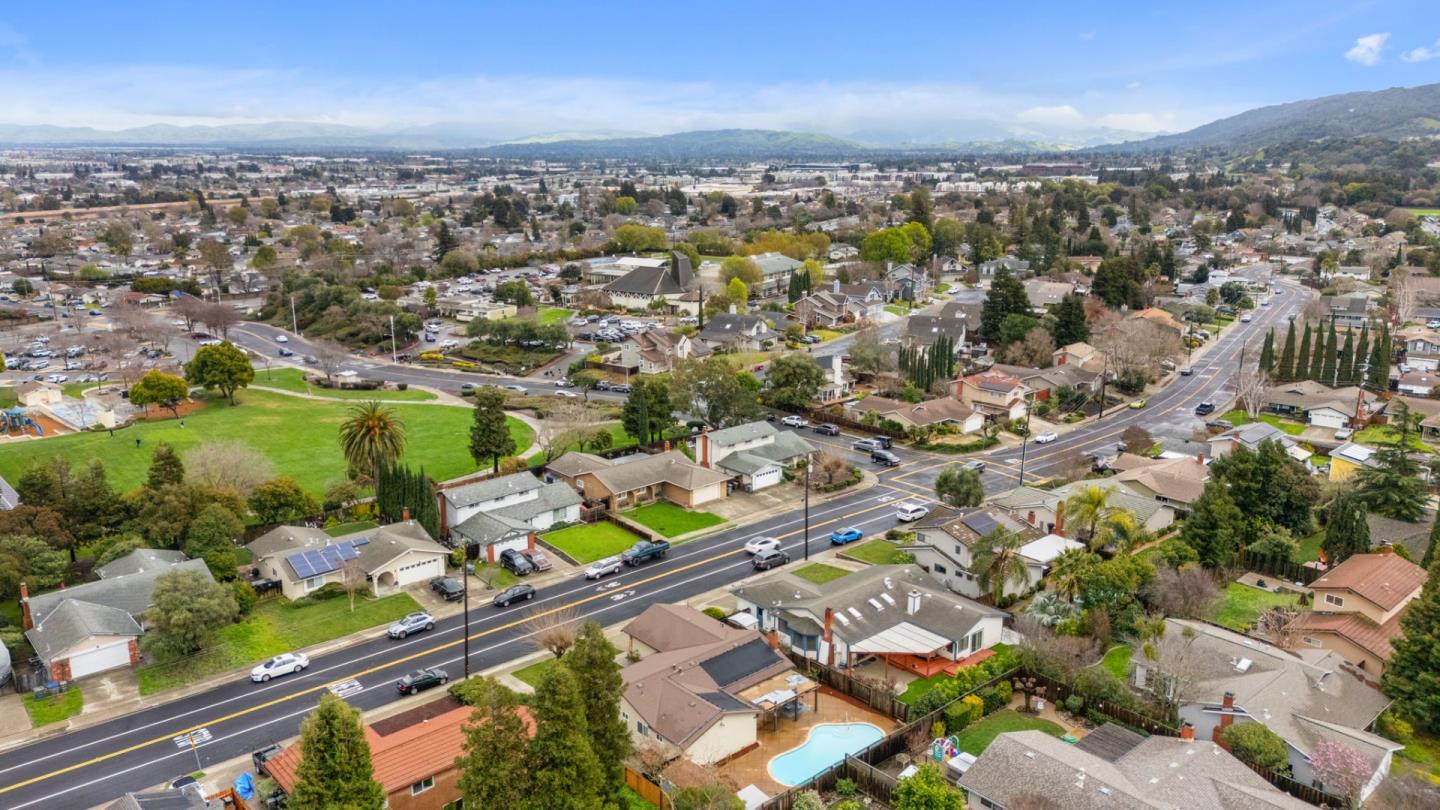 Detail Gallery Image 26 of 28 For 8062 Peppertree Rd, Dublin,  CA 94568 - 4 Beds | 2 Baths