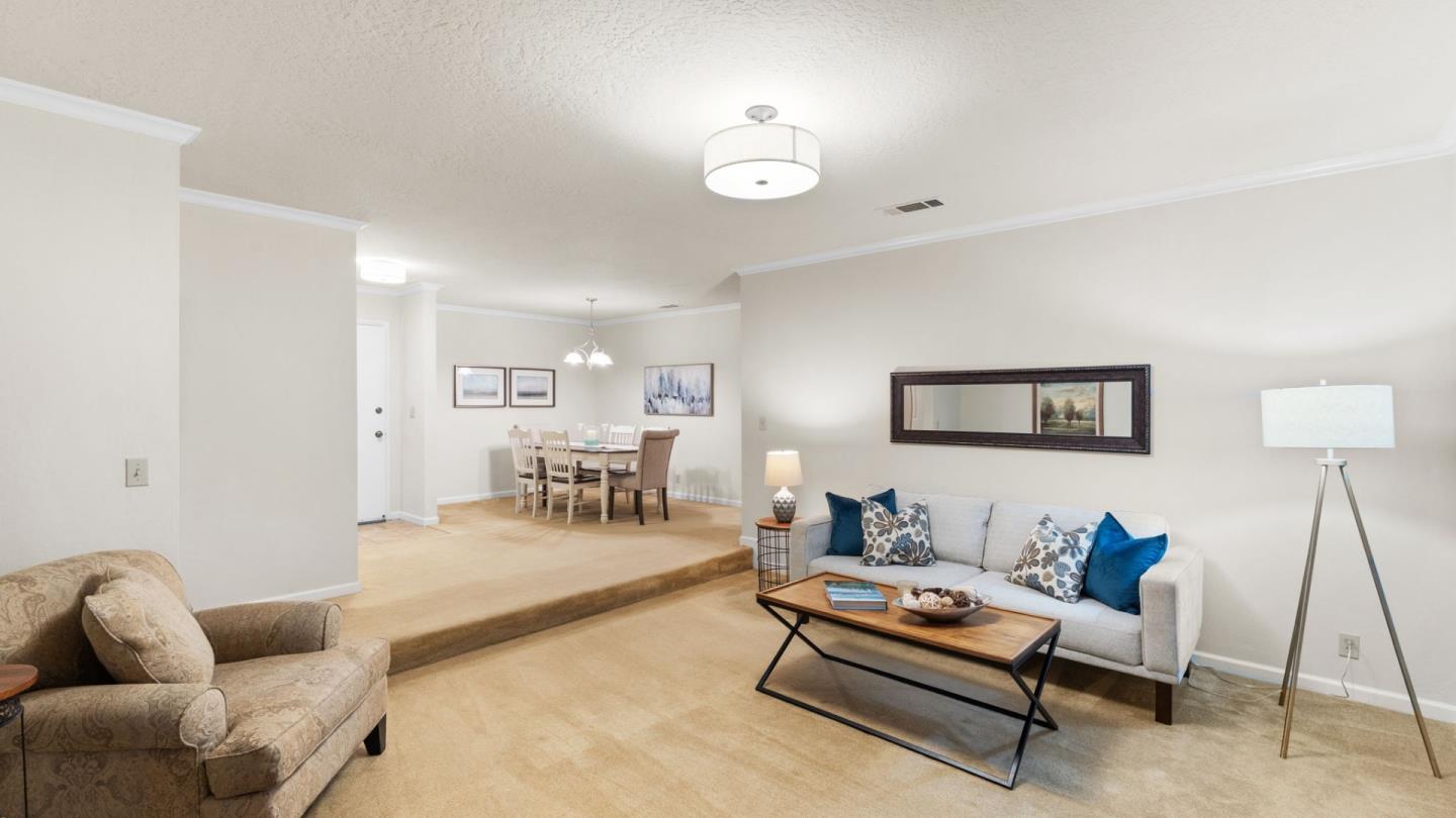 Detail Gallery Image 5 of 24 For 8062 Peppertree Rd, Dublin,  CA 94568 - 4 Beds | 2 Baths