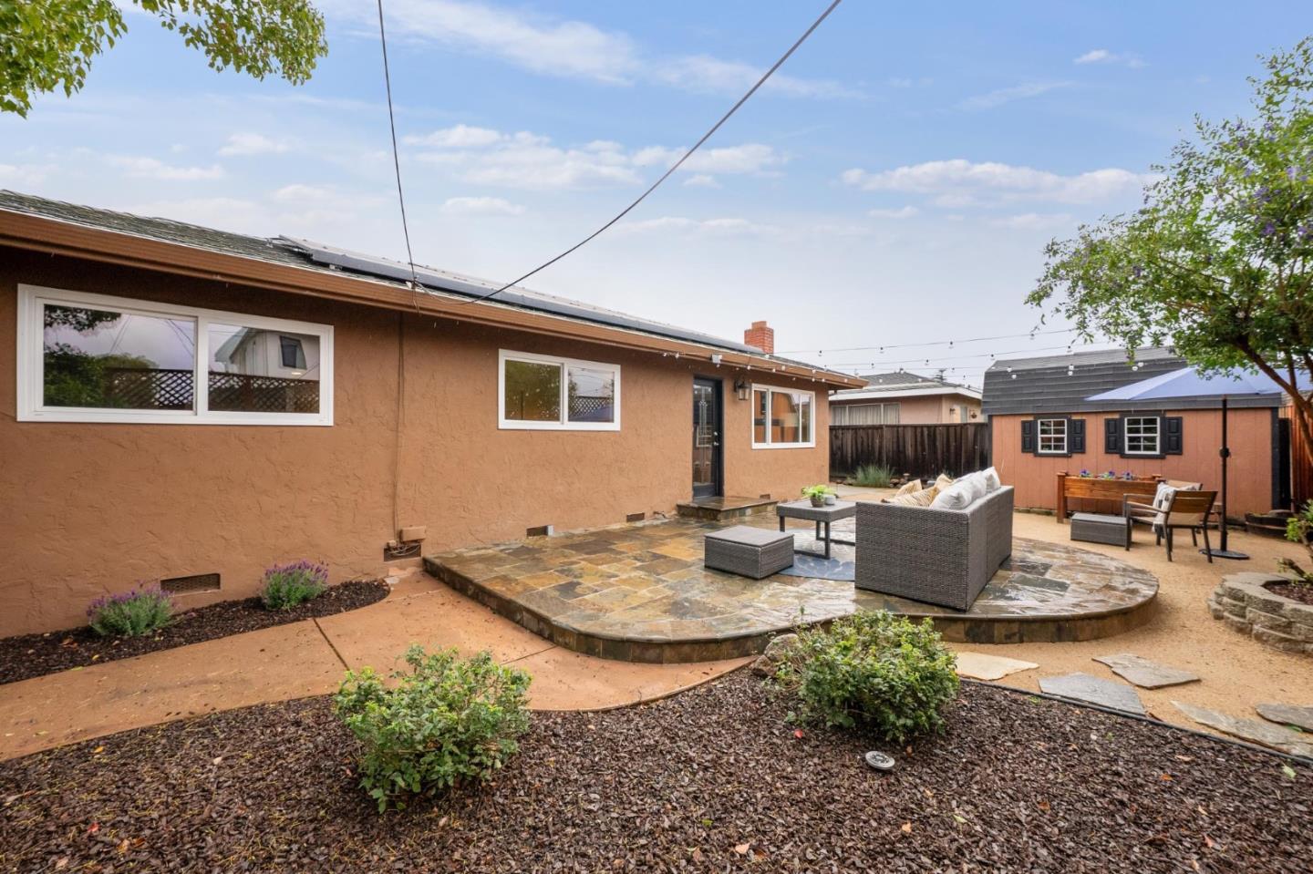 Detail Gallery Image 31 of 44 For 2083 Barrett Ave, San Jose,  CA 95124 - 4 Beds | 2 Baths