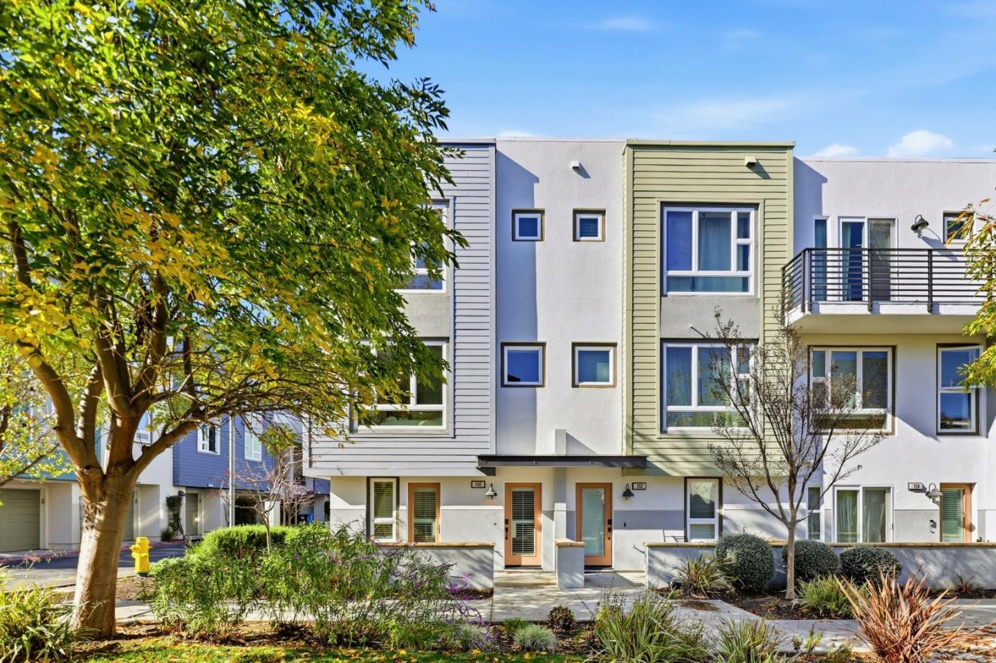 Detail Gallery Image 2 of 40 For 150 Hack Ross Ave, San Mateo,  CA 94403 - 4 Beds | 4 Baths