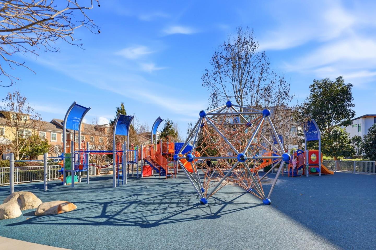 Detail Gallery Image 35 of 40 For 150 Hack Ross Ave, San Mateo,  CA 94403 - 4 Beds | 4 Baths