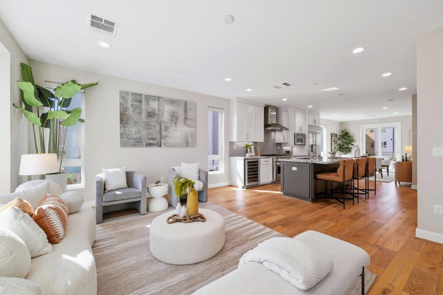 Detail Gallery Image 8 of 40 For 150 Hack Ross Ave, San Mateo,  CA 94403 - 4 Beds | 4 Baths