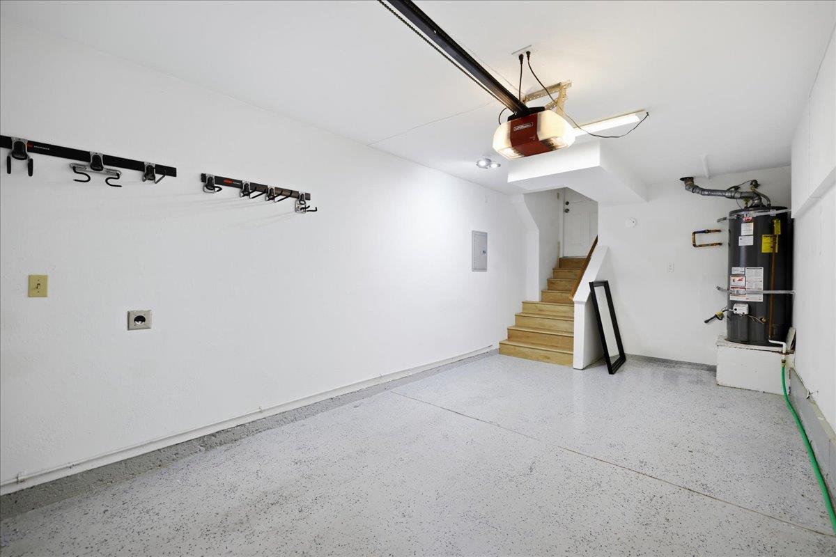 Detail Gallery Image 15 of 22 For 680 Blackford Ct, San Jose,  CA 95117 - 2 Beds | 2 Baths