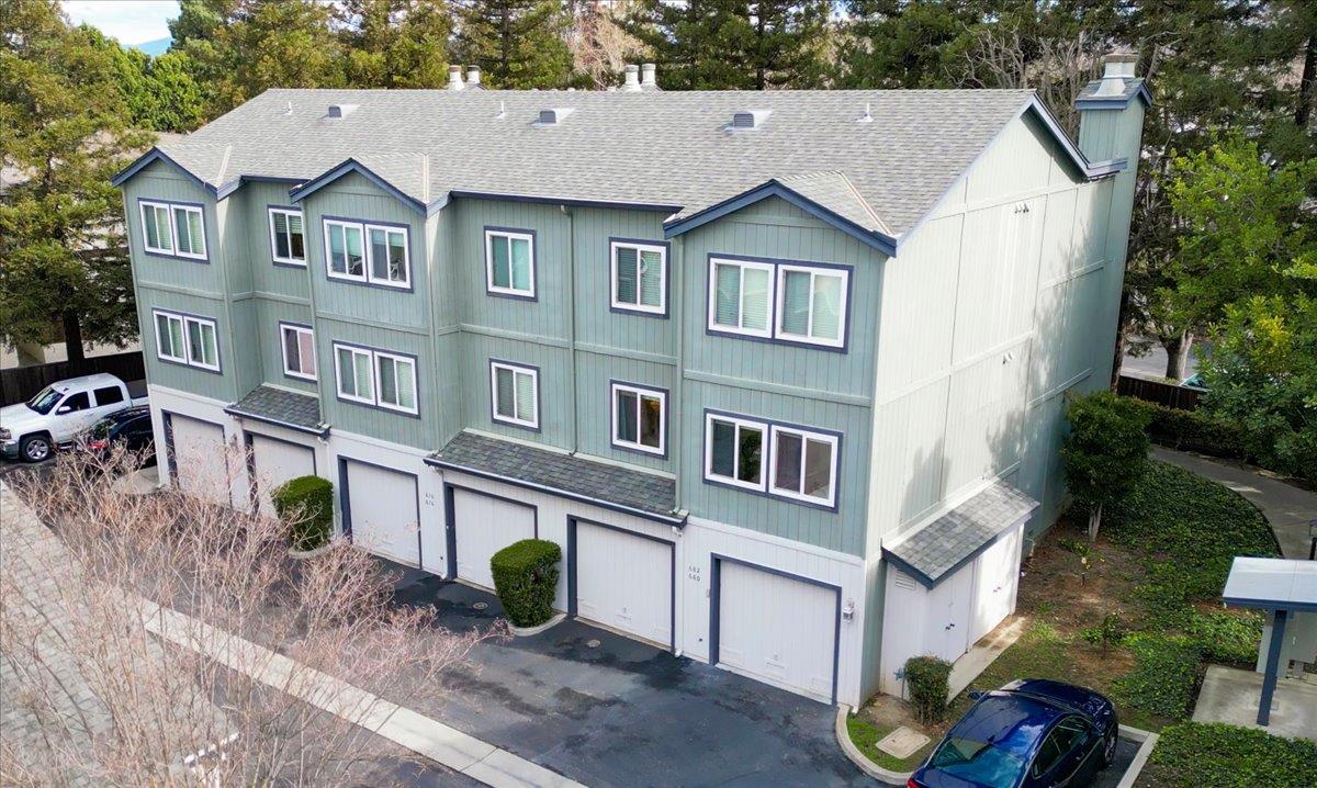 Detail Gallery Image 19 of 22 For 680 Blackford Ct, San Jose,  CA 95117 - 2 Beds | 2 Baths