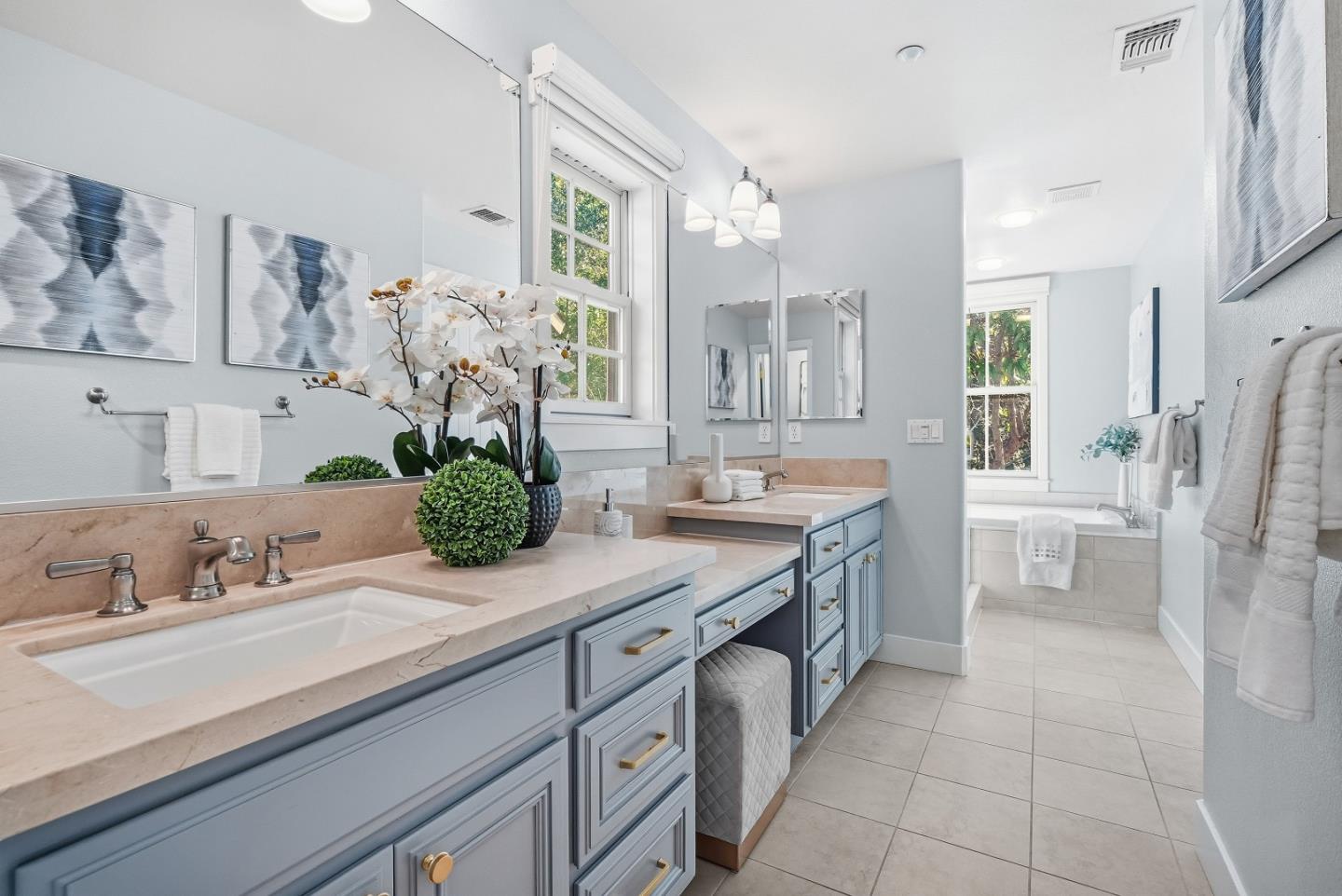 Detail Gallery Image 15 of 31 For 156 Morandi Ln, Menlo Park,  CA 94025 - 4 Beds | 3/1 Baths