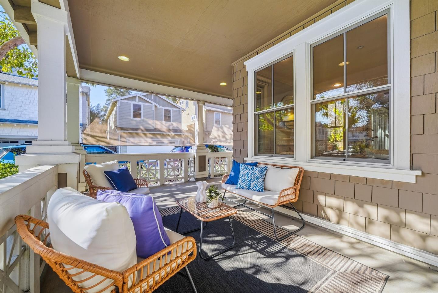 Detail Gallery Image 3 of 31 For 156 Morandi Ln, Menlo Park,  CA 94025 - 4 Beds | 3/1 Baths