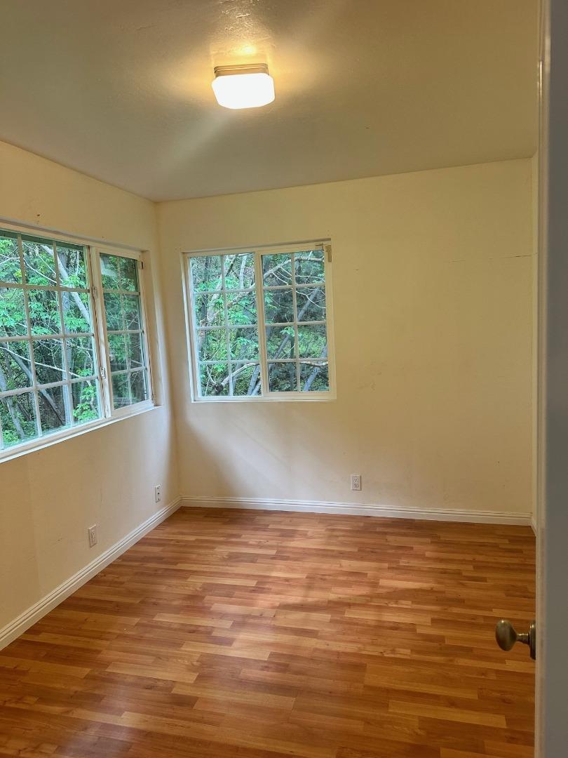 Detail Gallery Image 13 of 24 For 16220 Greenwood Rd, Monte Sereno,  CA 95030 - 4 Beds | 3 Baths