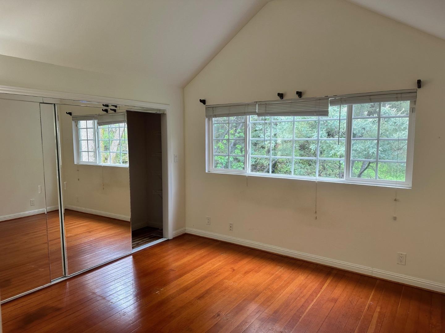 Detail Gallery Image 14 of 24 For 16220 Greenwood Rd, Monte Sereno,  CA 95030 - 4 Beds | 3 Baths