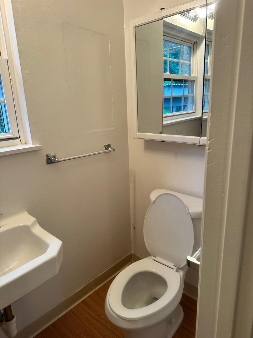 Detail Gallery Image 23 of 24 For 16220 Greenwood Rd, Monte Sereno,  CA 95030 - 4 Beds | 3 Baths