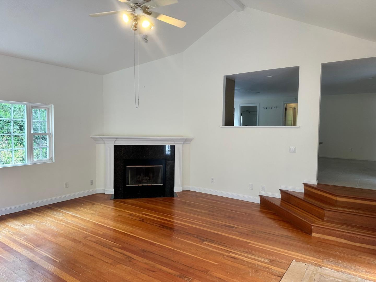 Detail Gallery Image 3 of 24 For 16220 Greenwood Rd, Monte Sereno,  CA 95030 - 4 Beds | 3 Baths