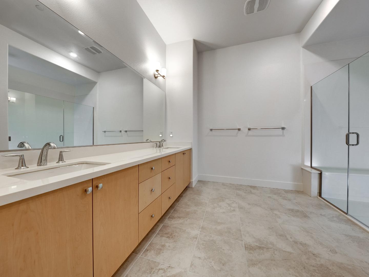 Detail Gallery Image 7 of 18 For 45128 Warm Springs Blvd #228,  Fremont,  CA 94539 - 2 Beds | 2 Baths