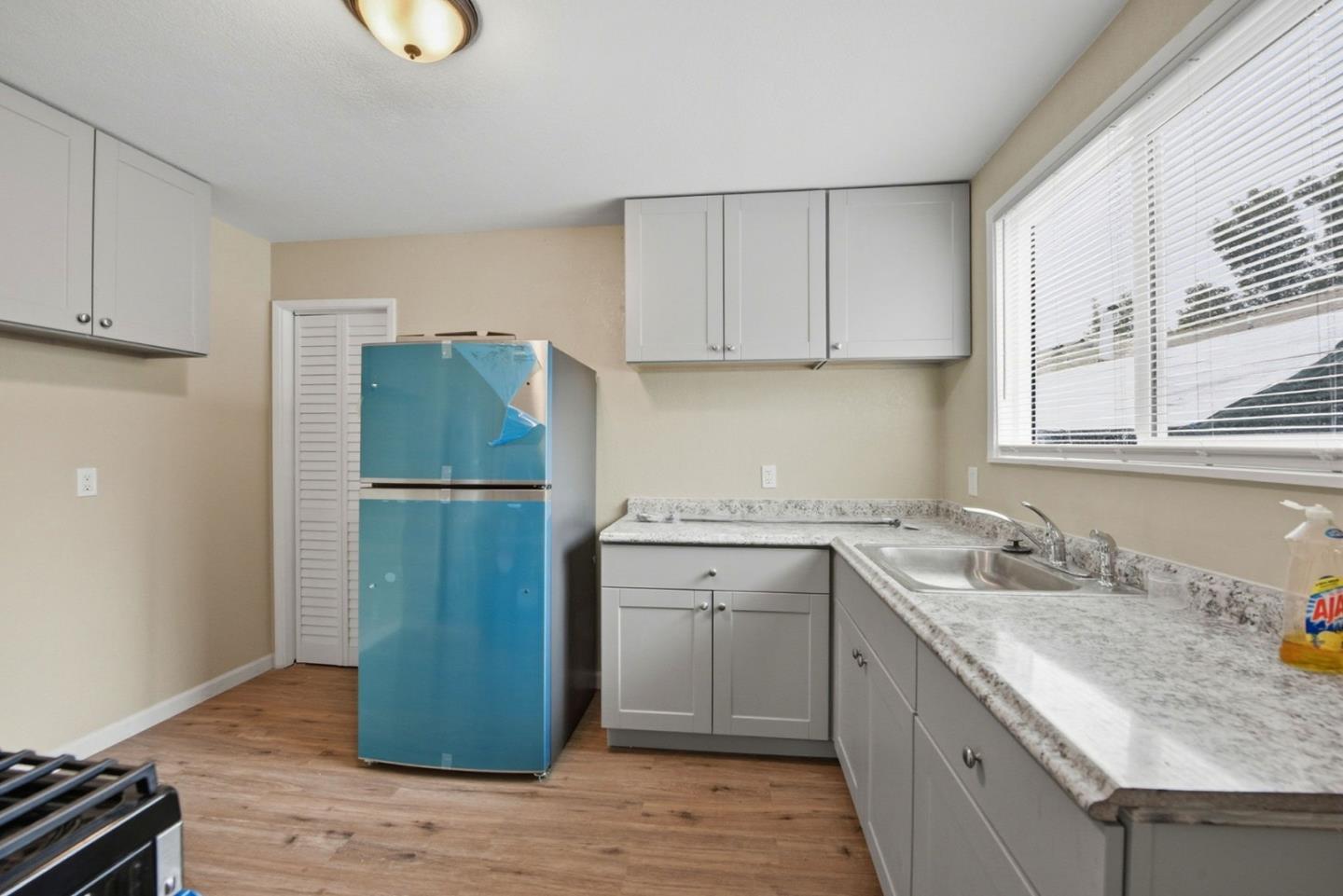 Detail Gallery Image 11 of 28 For 6928 Fresno St, Oakland,  CA 94605 - – Beds | – Baths