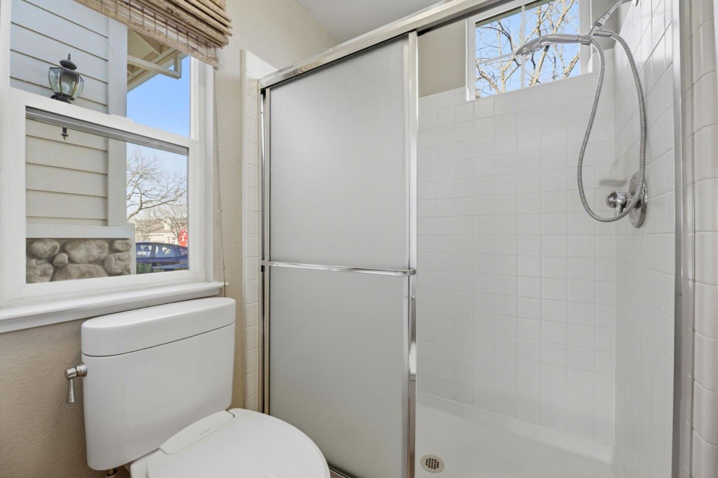 Detail Gallery Image 16 of 45 For 2064 Folle Blanche Dr, San Jose,  CA 95135 - 3 Beds | 2 Baths