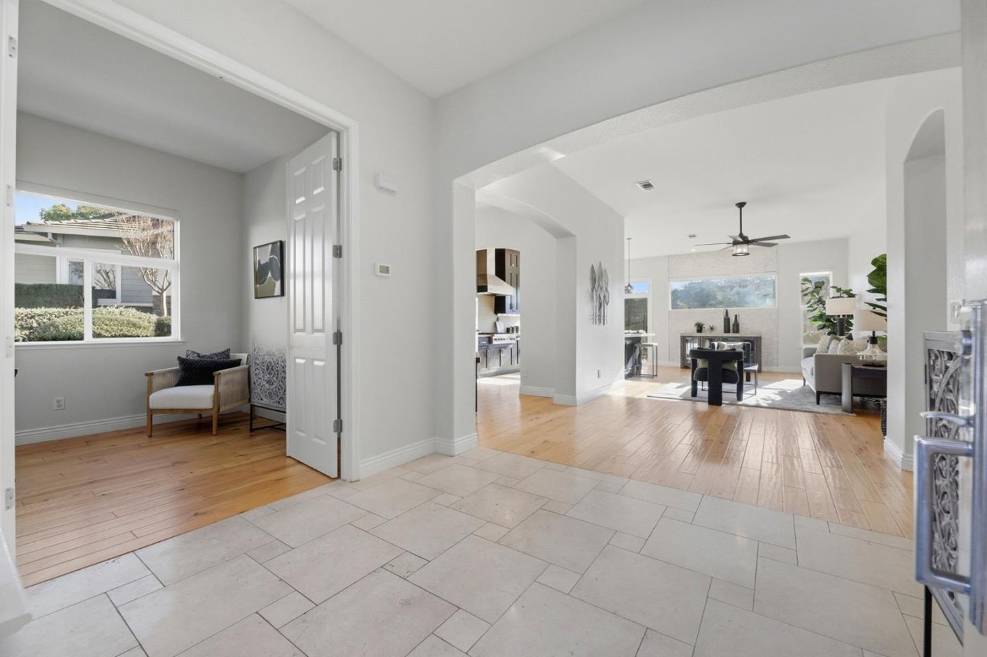 Detail Gallery Image 2 of 45 For 2064 Folle Blanche Dr, San Jose,  CA 95135 - 3 Beds | 2 Baths