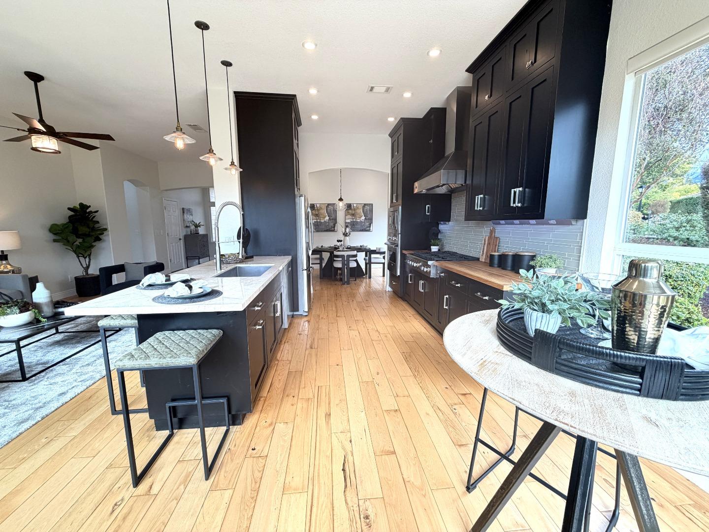 Detail Gallery Image 7 of 45 For 2064 Folle Blanche Dr, San Jose,  CA 95135 - 3 Beds | 2 Baths