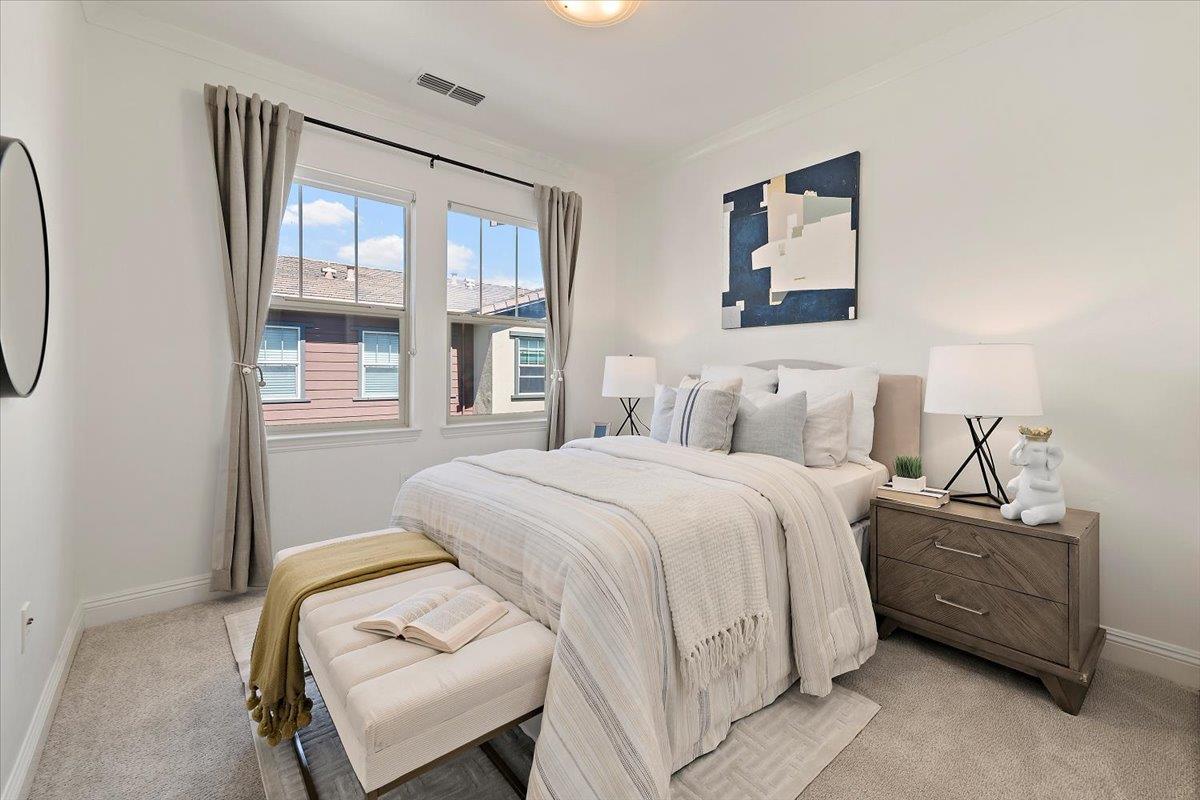 Detail Gallery Image 11 of 21 For 3003 Marcelli Cir, Los Altos,  CA 94022 - 3 Beds | 2/1 Baths