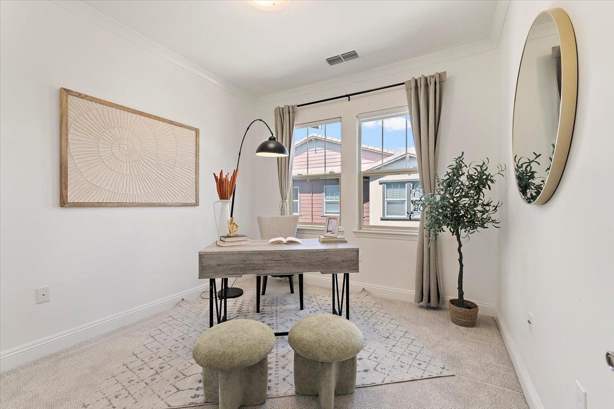 Detail Gallery Image 15 of 21 For 3003 Marcelli Cir, Los Altos,  CA 94022 - 3 Beds | 2/1 Baths