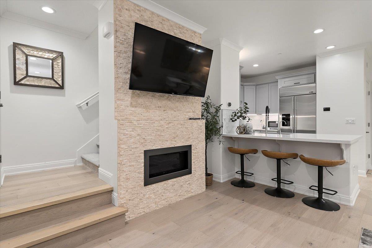 Detail Gallery Image 3 of 21 For 3003 Marcelli Cir, Los Altos,  CA 94022 - 3 Beds | 2/1 Baths