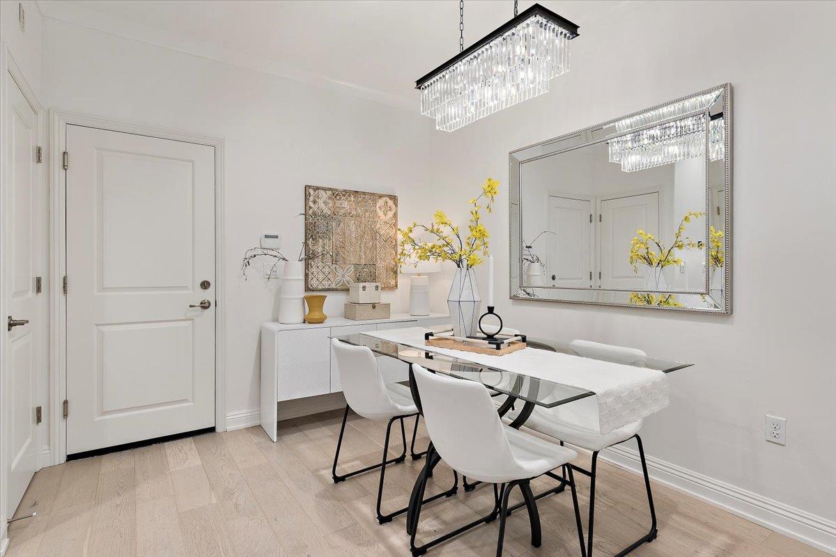 Detail Gallery Image 6 of 21 For 3003 Marcelli Cir, Los Altos,  CA 94022 - 3 Beds | 2/1 Baths