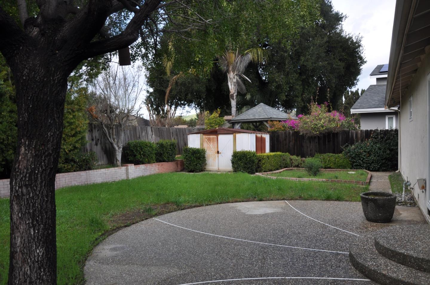 Detail Gallery Image 11 of 16 For 81 Southgate Ct, San Jose,  CA 95138 - 3 Beds | 2 Baths