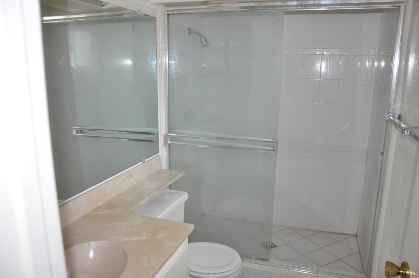 Detail Gallery Image 7 of 16 For 81 Southgate Ct, San Jose,  CA 95138 - 3 Beds | 2 Baths