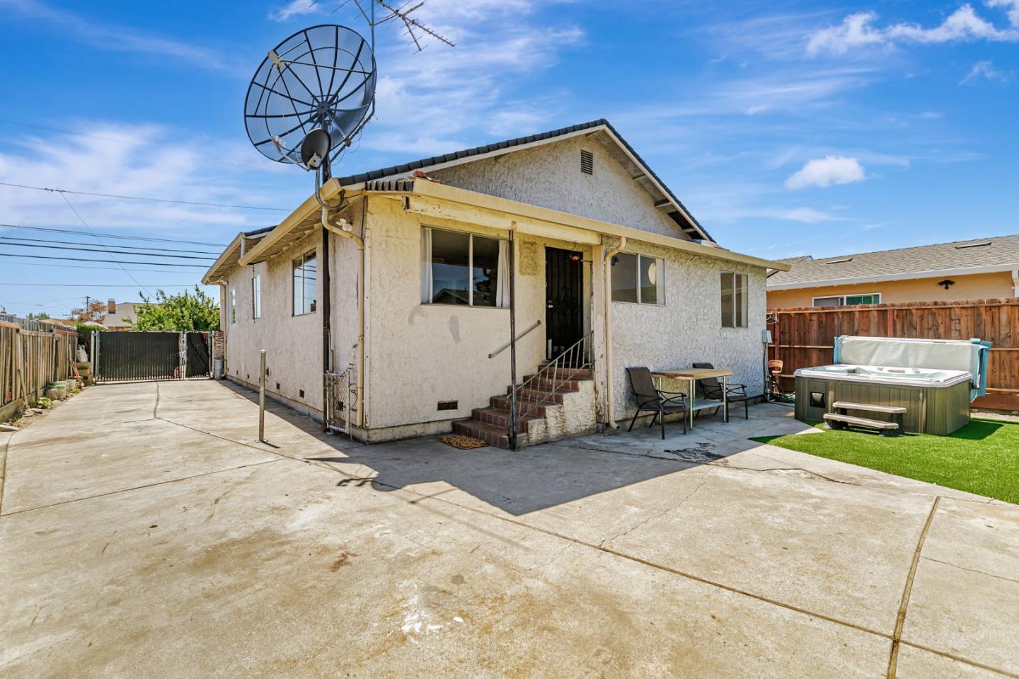 Detail Gallery Image 38 of 46 For 80 N 33rd, San Jose,  CA 95116 - 3 Beds | 2 Baths