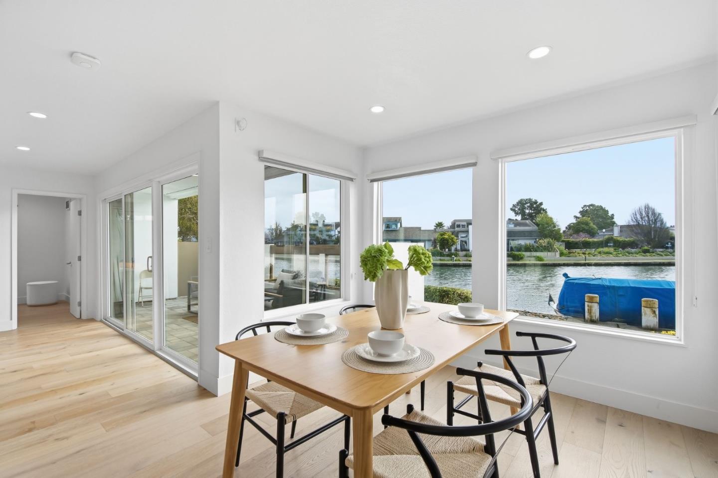 Detail Gallery Image 14 of 39 For 924 Lido Ln, Foster City,  CA 94404 - 2 Beds | 2 Baths