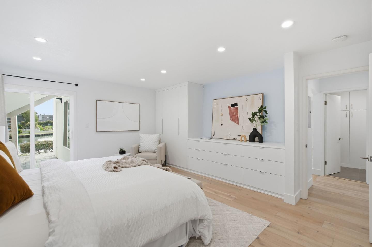 Detail Gallery Image 17 of 39 For 924 Lido Ln, Foster City,  CA 94404 - 2 Beds | 2 Baths