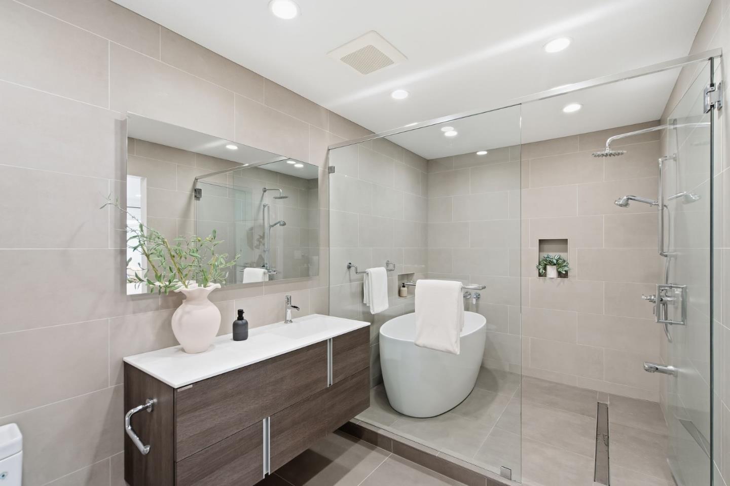 Detail Gallery Image 18 of 39 For 924 Lido Ln, Foster City,  CA 94404 - 2 Beds | 2 Baths