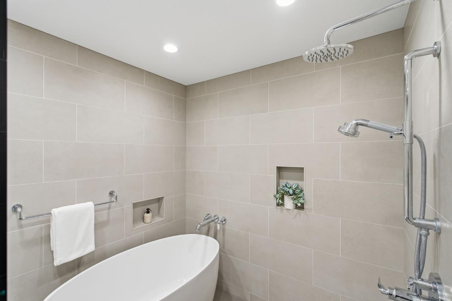 Detail Gallery Image 19 of 39 For 924 Lido Ln, Foster City,  CA 94404 - 2 Beds | 2 Baths