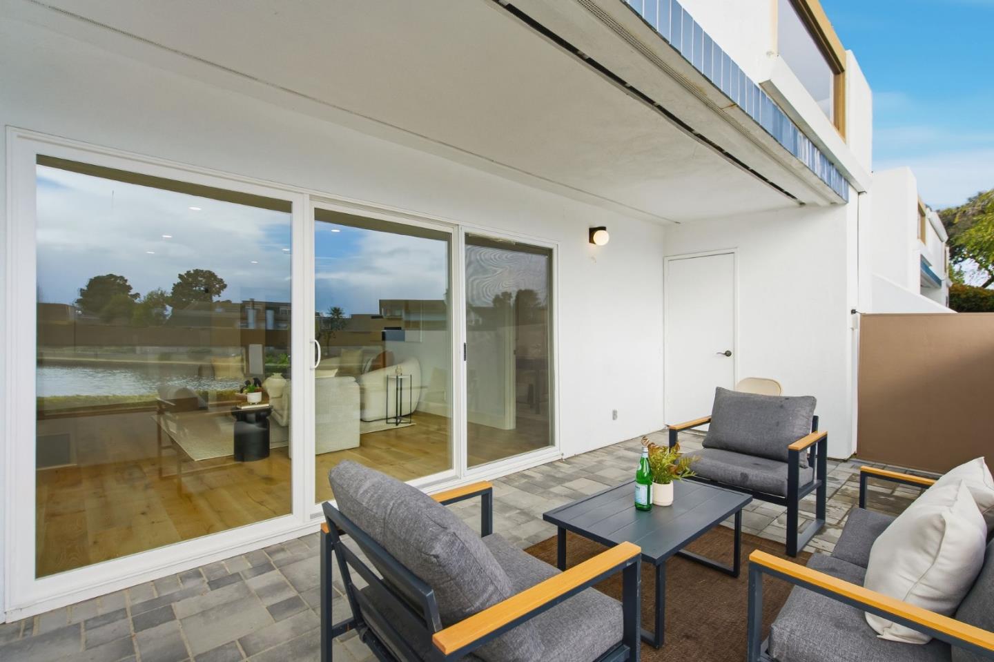 Detail Gallery Image 28 of 39 For 924 Lido Ln, Foster City,  CA 94404 - 2 Beds | 2 Baths