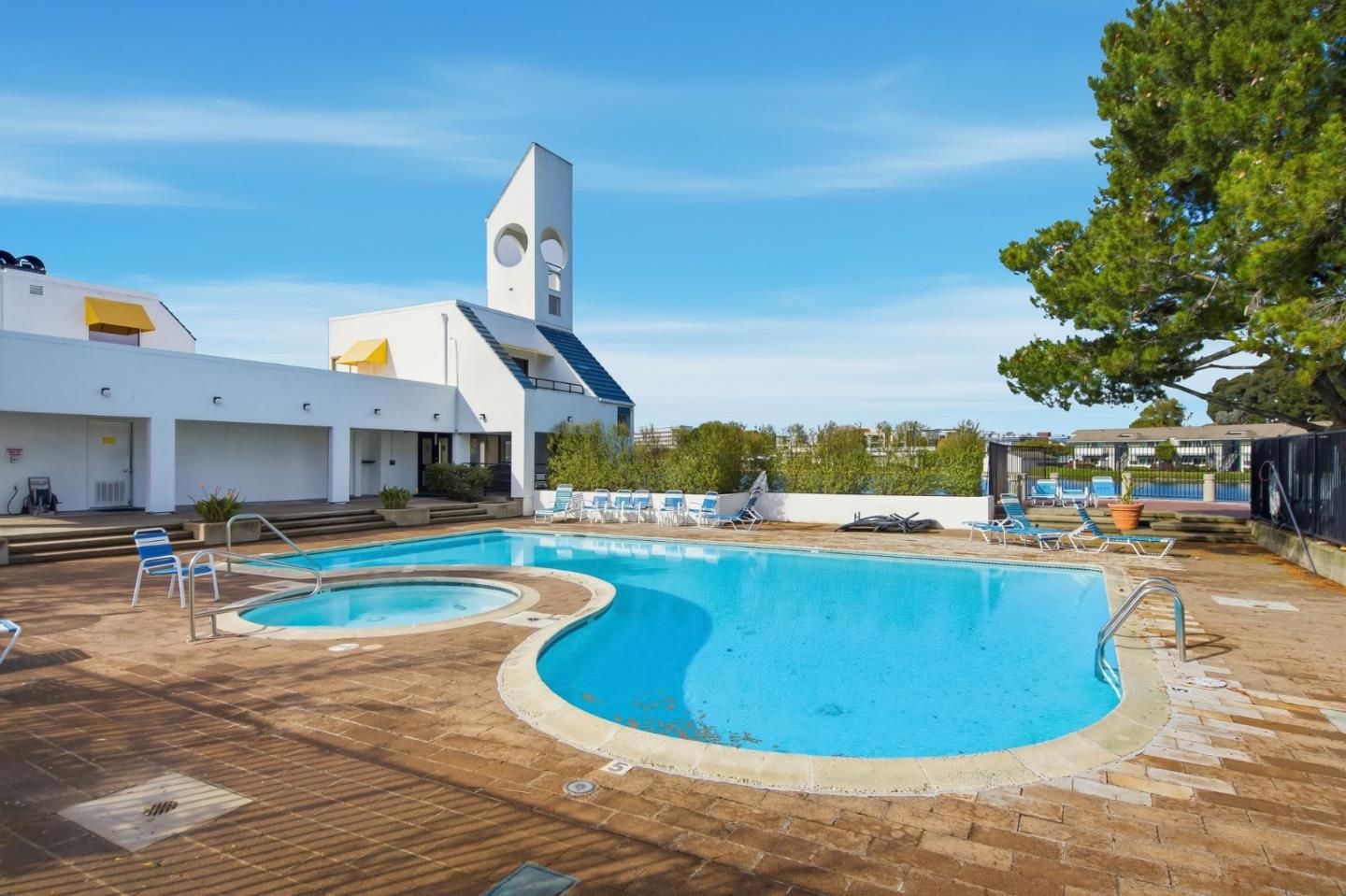 Detail Gallery Image 33 of 39 For 924 Lido Ln, Foster City,  CA 94404 - 2 Beds | 2 Baths