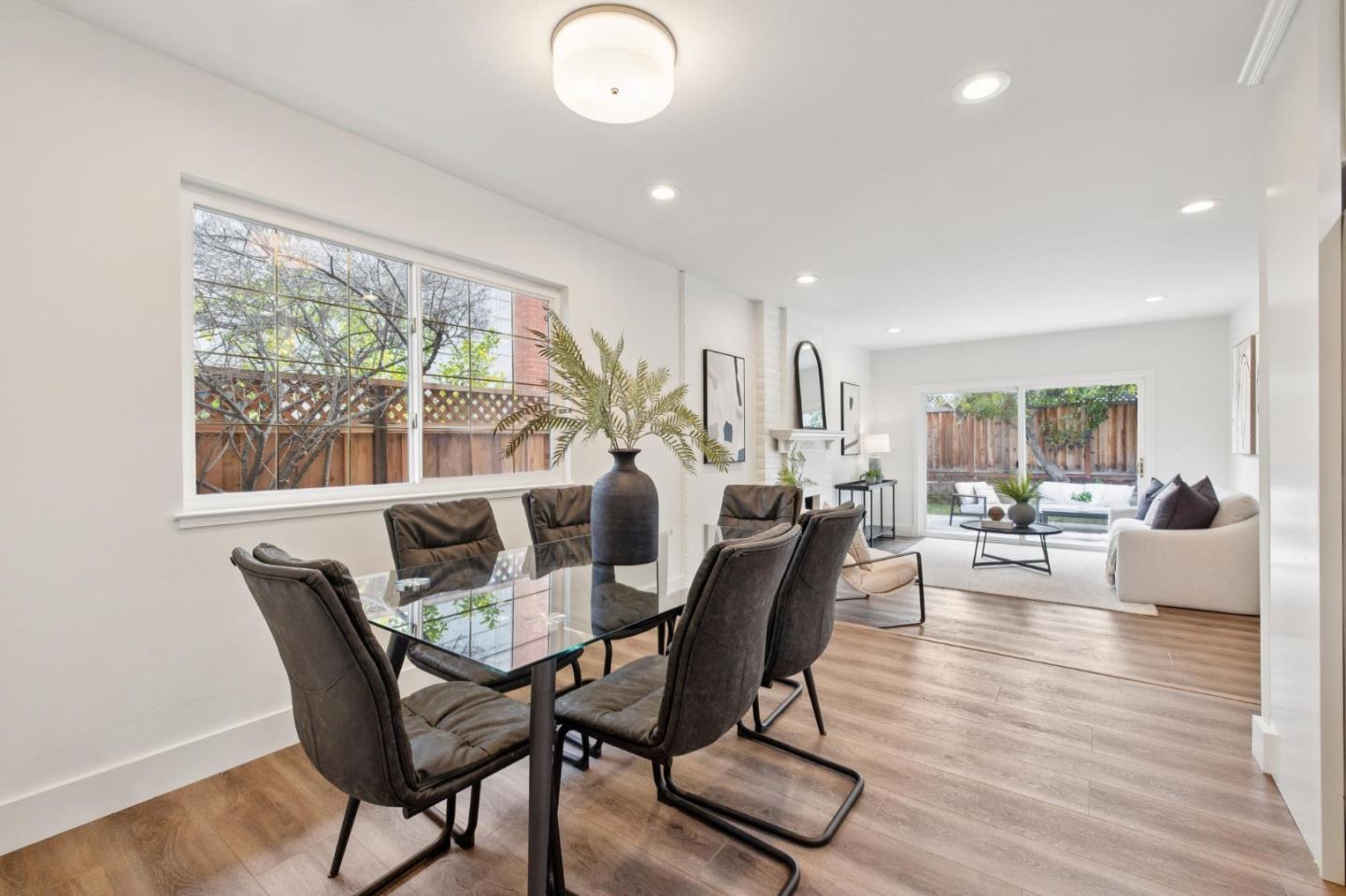 Detail Gallery Image 16 of 37 For 1458 Portobelo Dr, San Jose,  CA 95118 - 3 Beds | 2 Baths