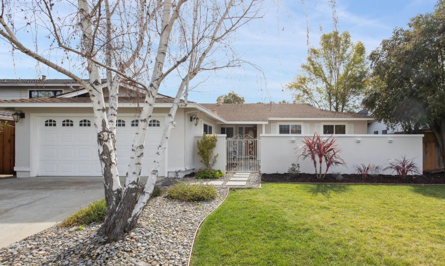 Detail Gallery Image 3 of 37 For 1458 Portobelo Dr, San Jose,  CA 95118 - 3 Beds | 2 Baths