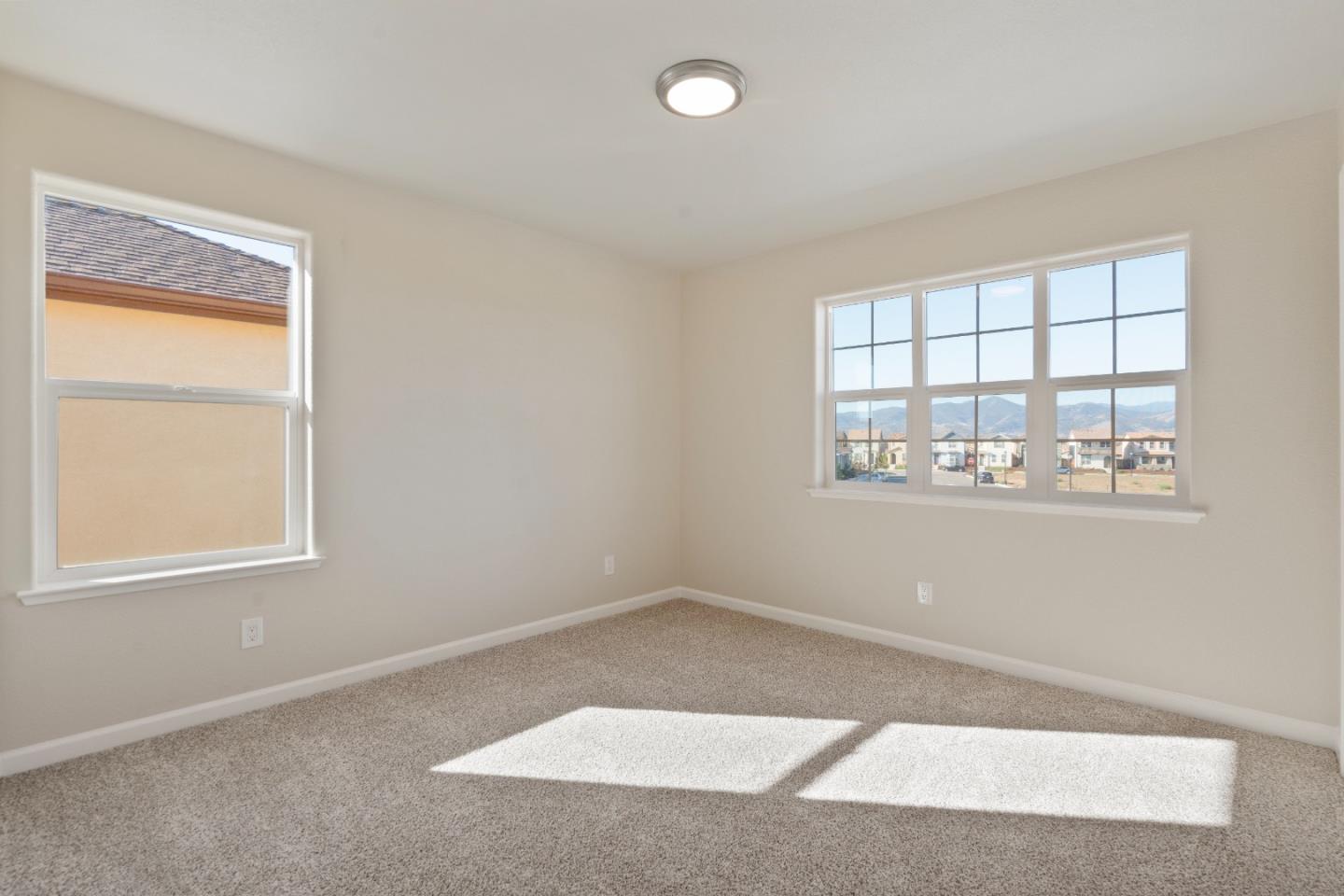 Detail Gallery Image 28 of 35 For 749 Aurora Way, King City,  CA 93930 - 4 Beds | 2/1 Baths