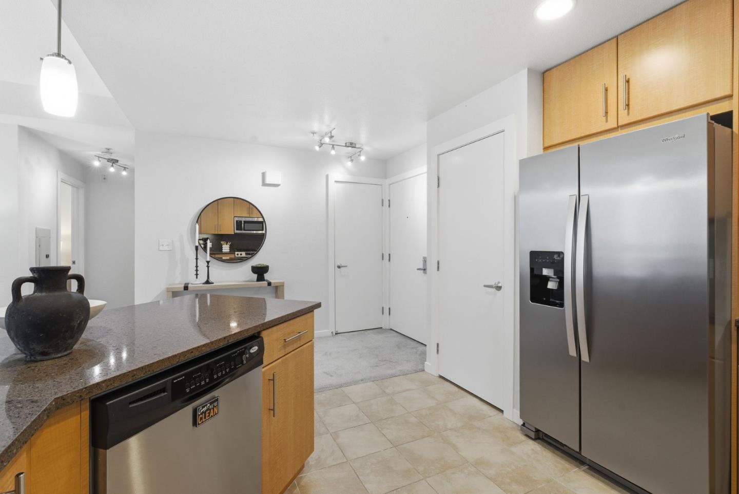Detail Gallery Image 11 of 56 For 1511 Jefferson St #109,  Oakland,  CA 94612 - 1 Beds | 1 Baths