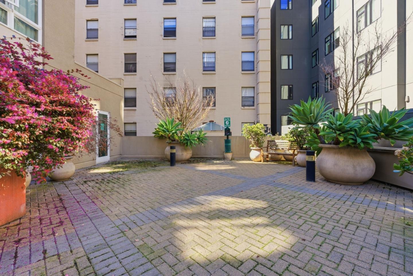 Detail Gallery Image 25 of 56 For 1511 Jefferson St #109,  Oakland,  CA 94612 - 1 Beds | 1 Baths