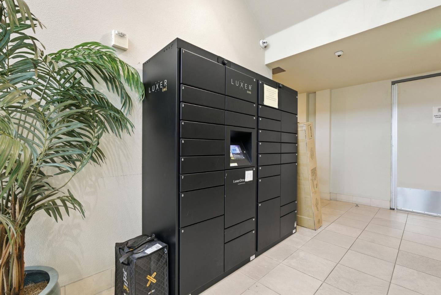 Detail Gallery Image 33 of 56 For 1511 Jefferson St #109,  Oakland,  CA 94612 - 1 Beds | 1 Baths