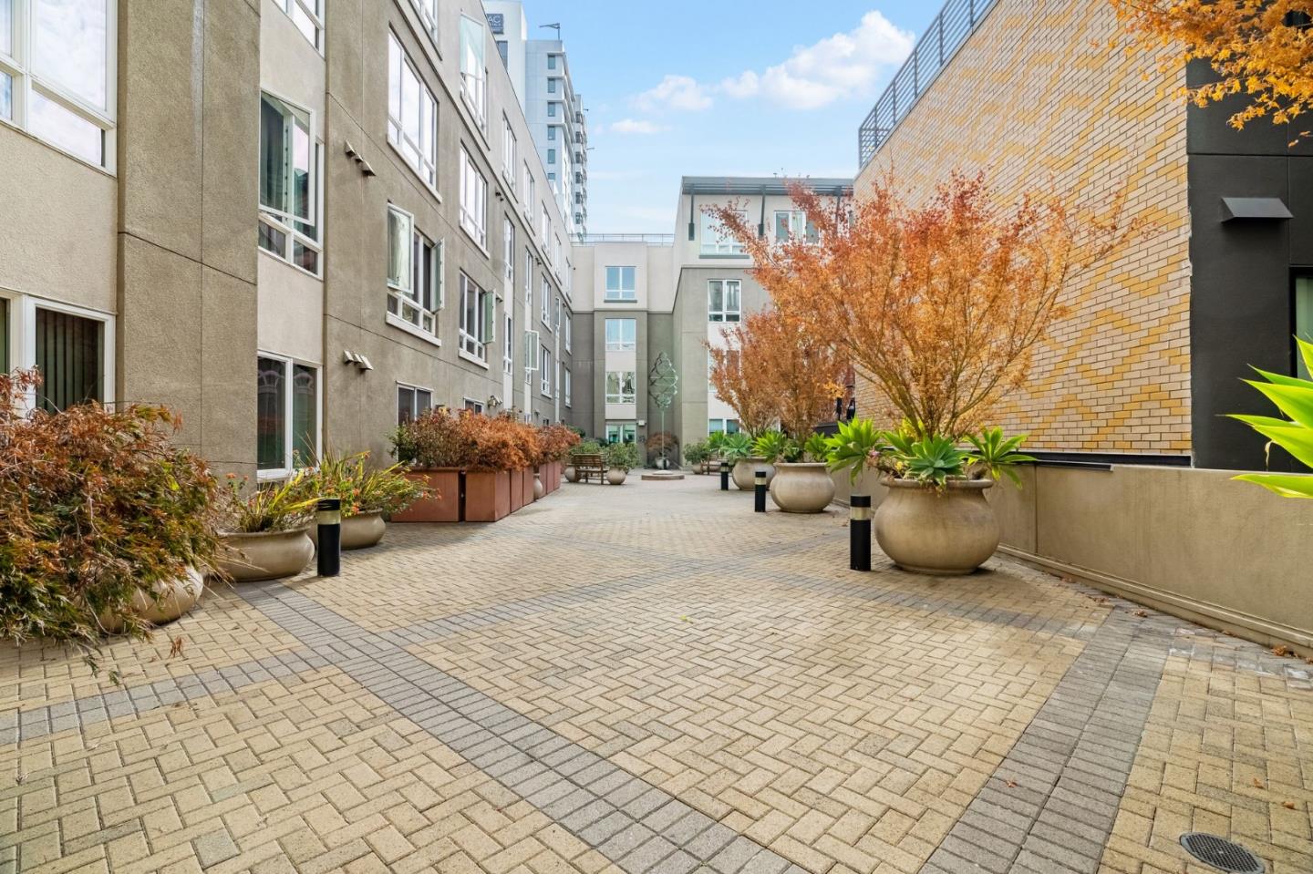 Detail Gallery Image 43 of 56 For 1511 Jefferson St #109,  Oakland,  CA 94612 - 1 Beds | 1 Baths