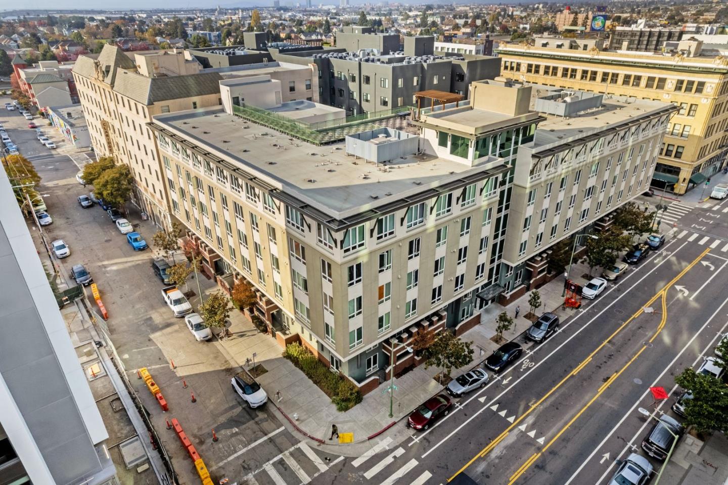 Detail Gallery Image 51 of 56 For 1511 Jefferson St #109,  Oakland,  CA 94612 - 1 Beds | 1 Baths