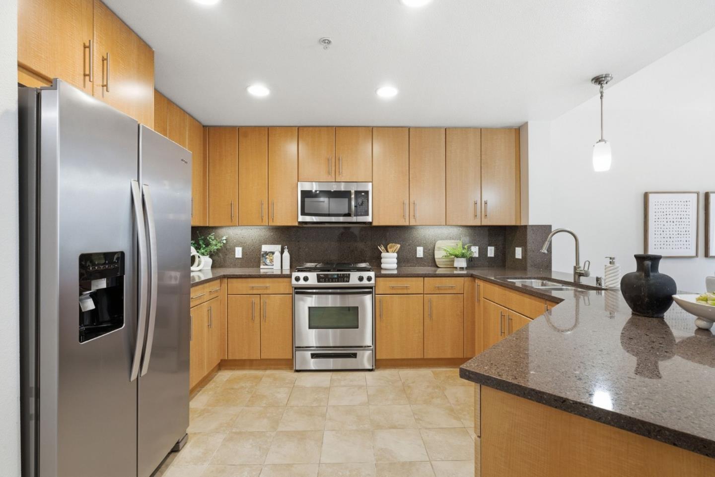 Detail Gallery Image 7 of 56 For 1511 Jefferson St #109,  Oakland,  CA 94612 - 1 Beds | 1 Baths