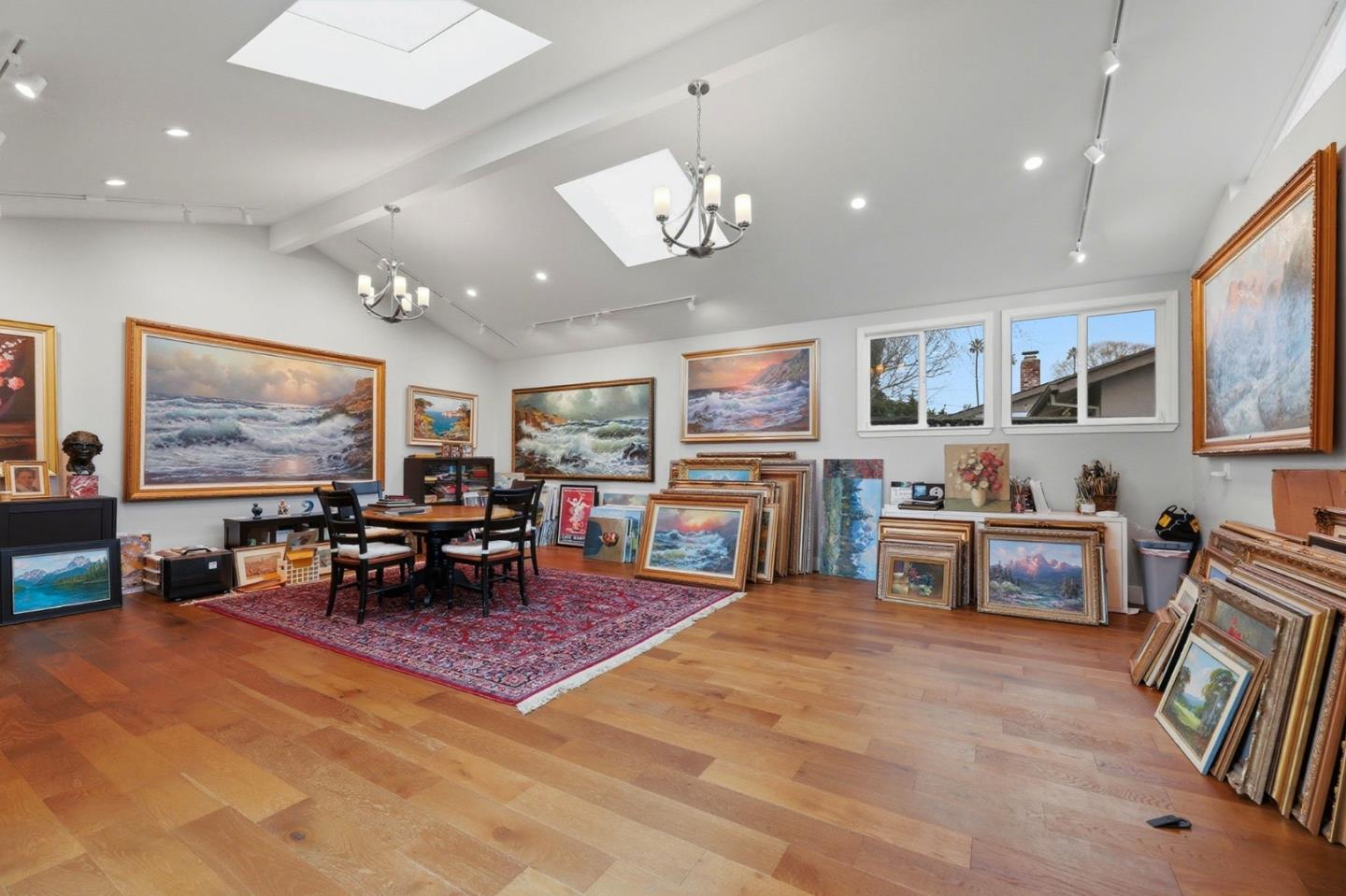 Detail Gallery Image 16 of 34 For 1141 Lincoln Dr, Mountain View,  CA 94040 - 3 Beds | 2 Baths