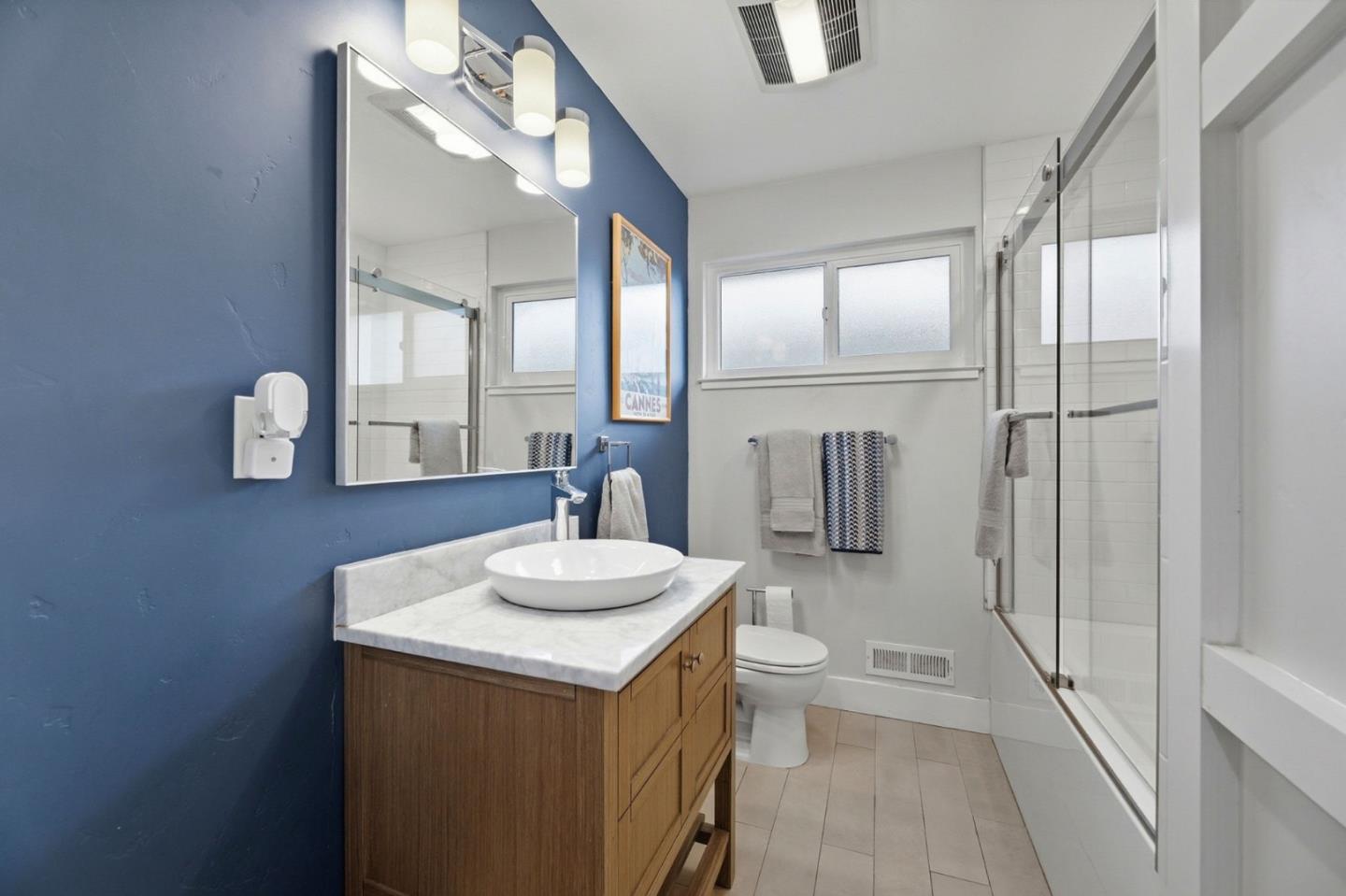 Detail Gallery Image 26 of 34 For 1141 Lincoln Dr, Mountain View,  CA 94040 - 3 Beds | 2 Baths