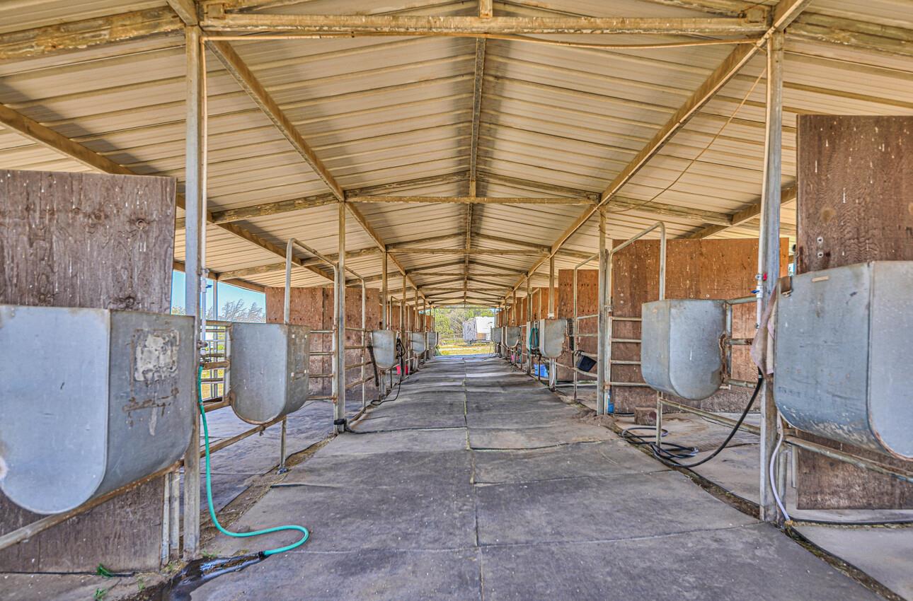 Detail Gallery Image 10 of 77 For 844 River Rd, Salinas,  CA 93908 - – Beds | – Baths