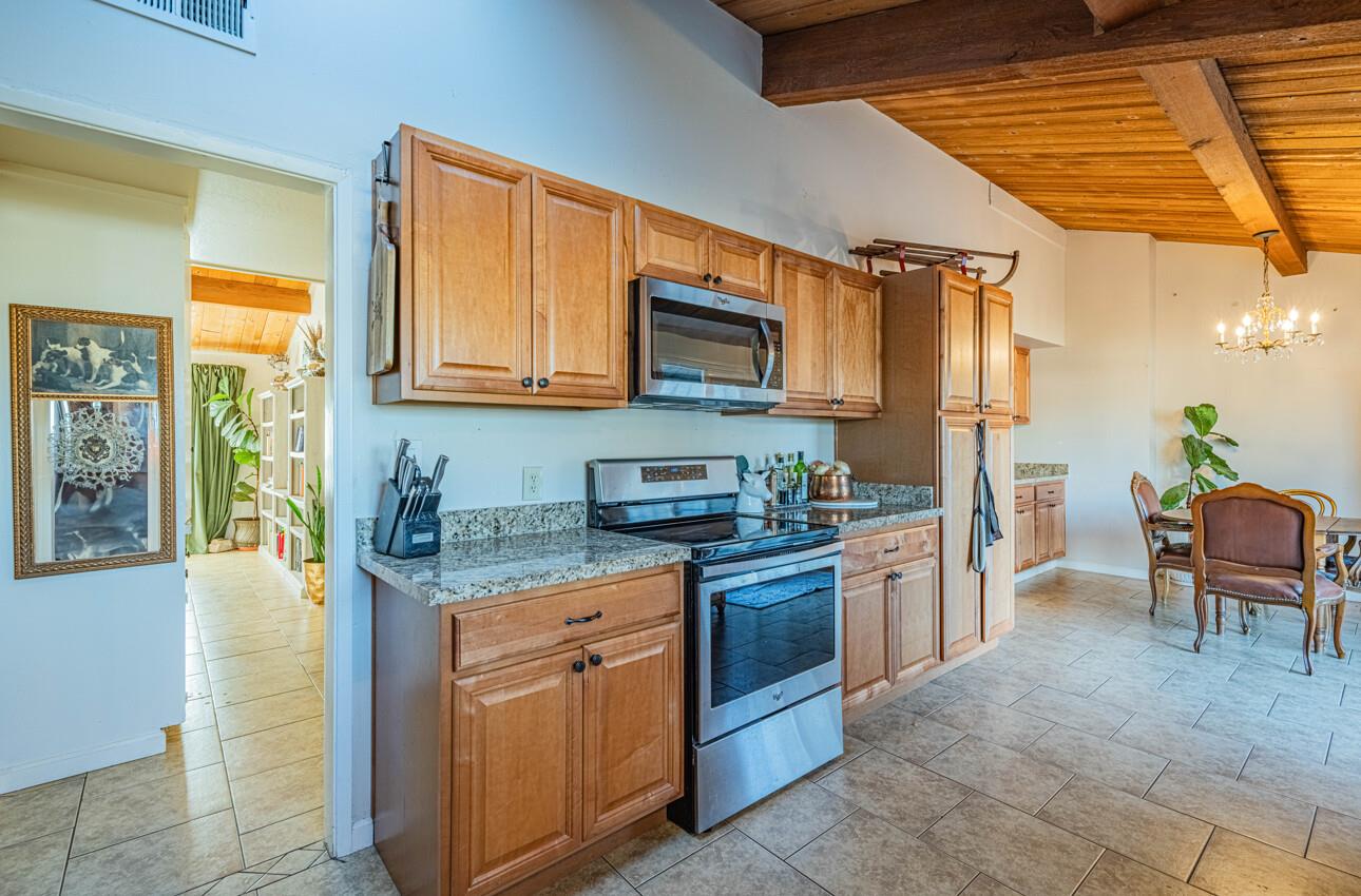 Detail Gallery Image 32 of 77 For 844 River Rd, Salinas,  CA 93908 - – Beds | – Baths