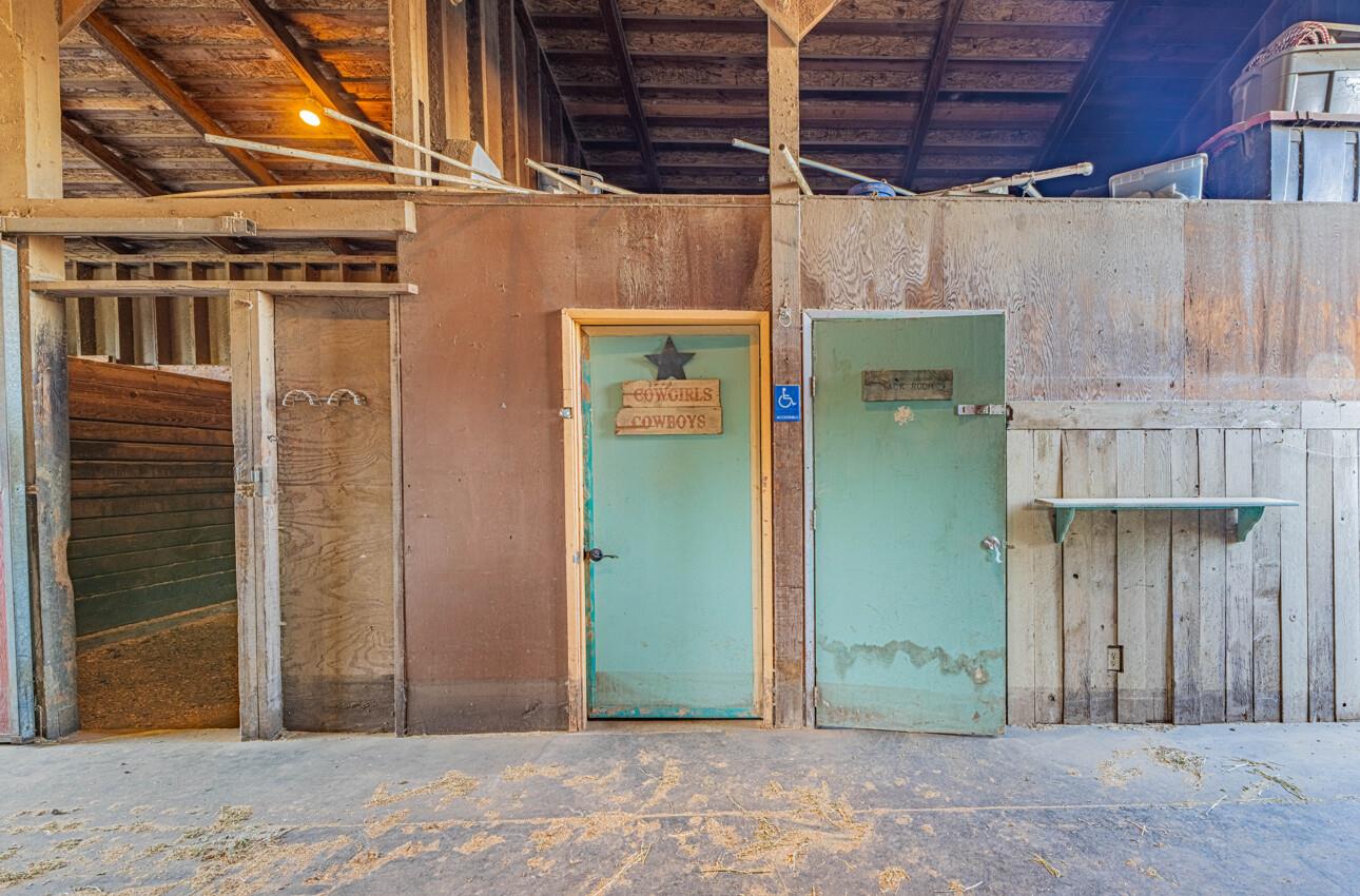 Detail Gallery Image 70 of 77 For 844 River Rd, Salinas,  CA 93908 - – Beds | – Baths