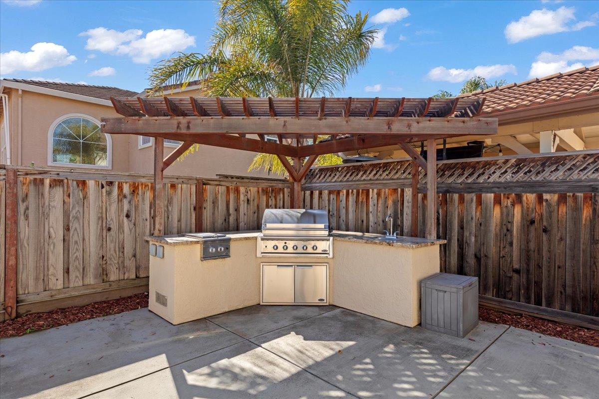 Detail Gallery Image 30 of 33 For 1510 Cielo Vista Ln, Gilroy,  CA 95020 - 3 Beds | 2 Baths