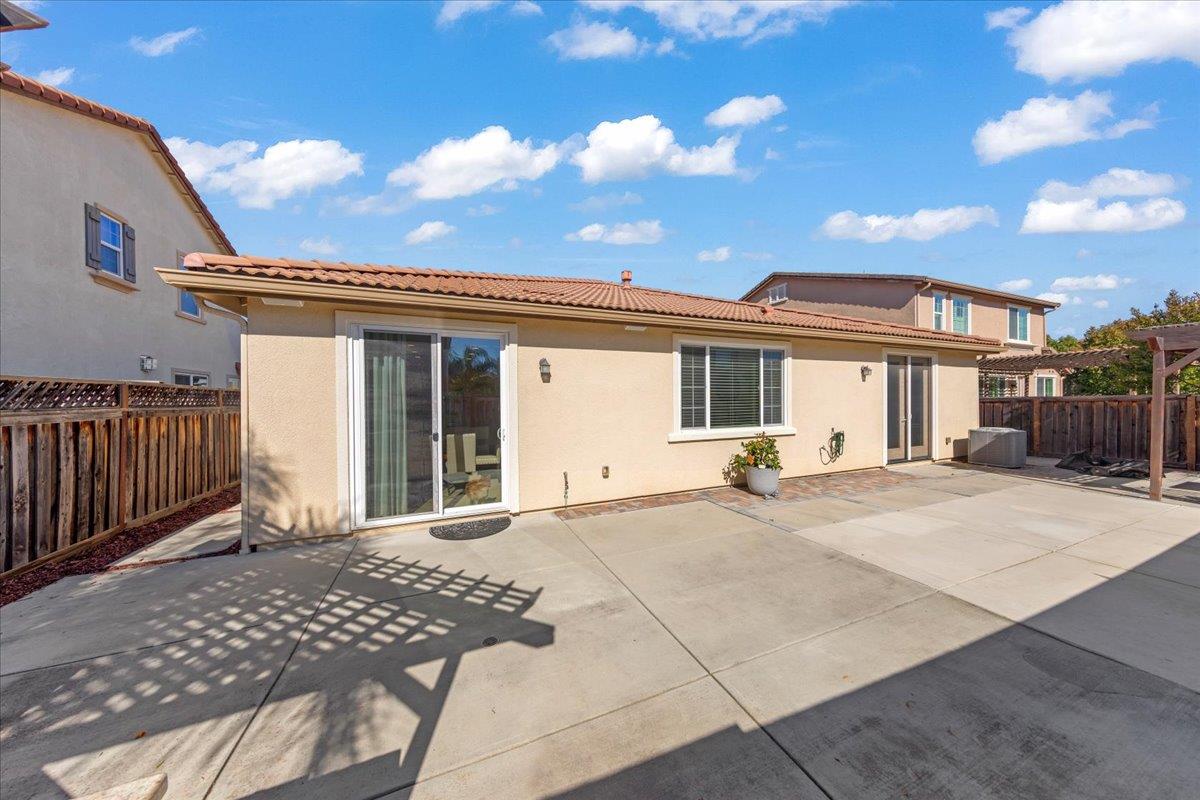 Detail Gallery Image 32 of 33 For 1510 Cielo Vista Ln, Gilroy,  CA 95020 - 3 Beds | 2 Baths