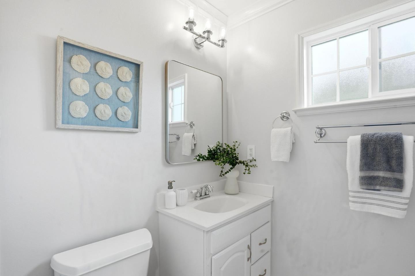 Detail Gallery Image 22 of 39 For 1969 Mclaughlin Ave, San Jose,  CA 95122 - 3 Beds | 2 Baths